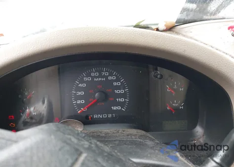 2005 Ford F-150 Stx/Xl/Xlt from USA, damaged, VIN 1FTRF14W45NA42241